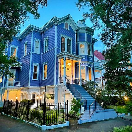 Bed and Breakfast Amethyst Garden Savannah Esterno foto