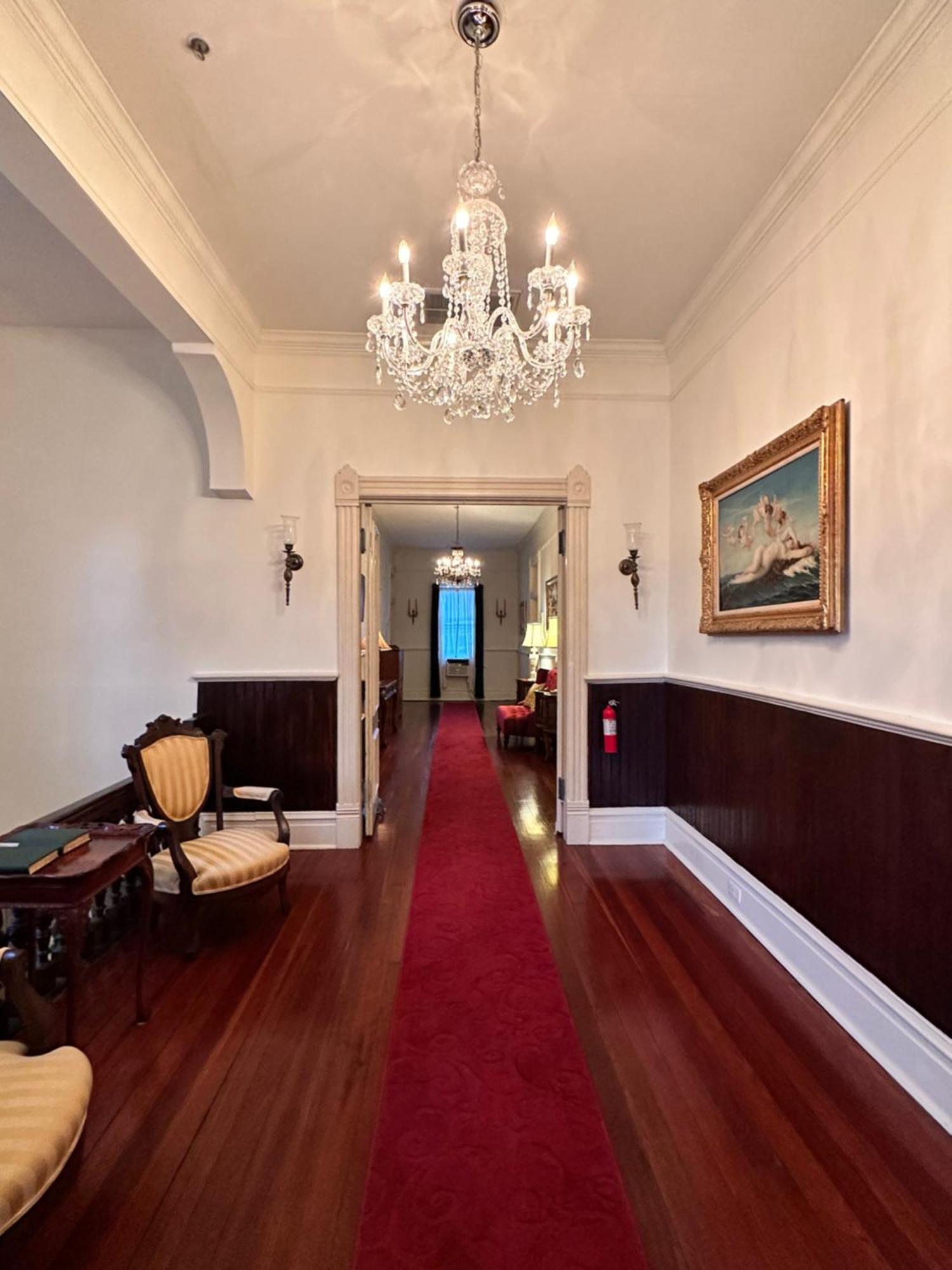 Bed and Breakfast Amethyst Garden Savannah Esterno foto