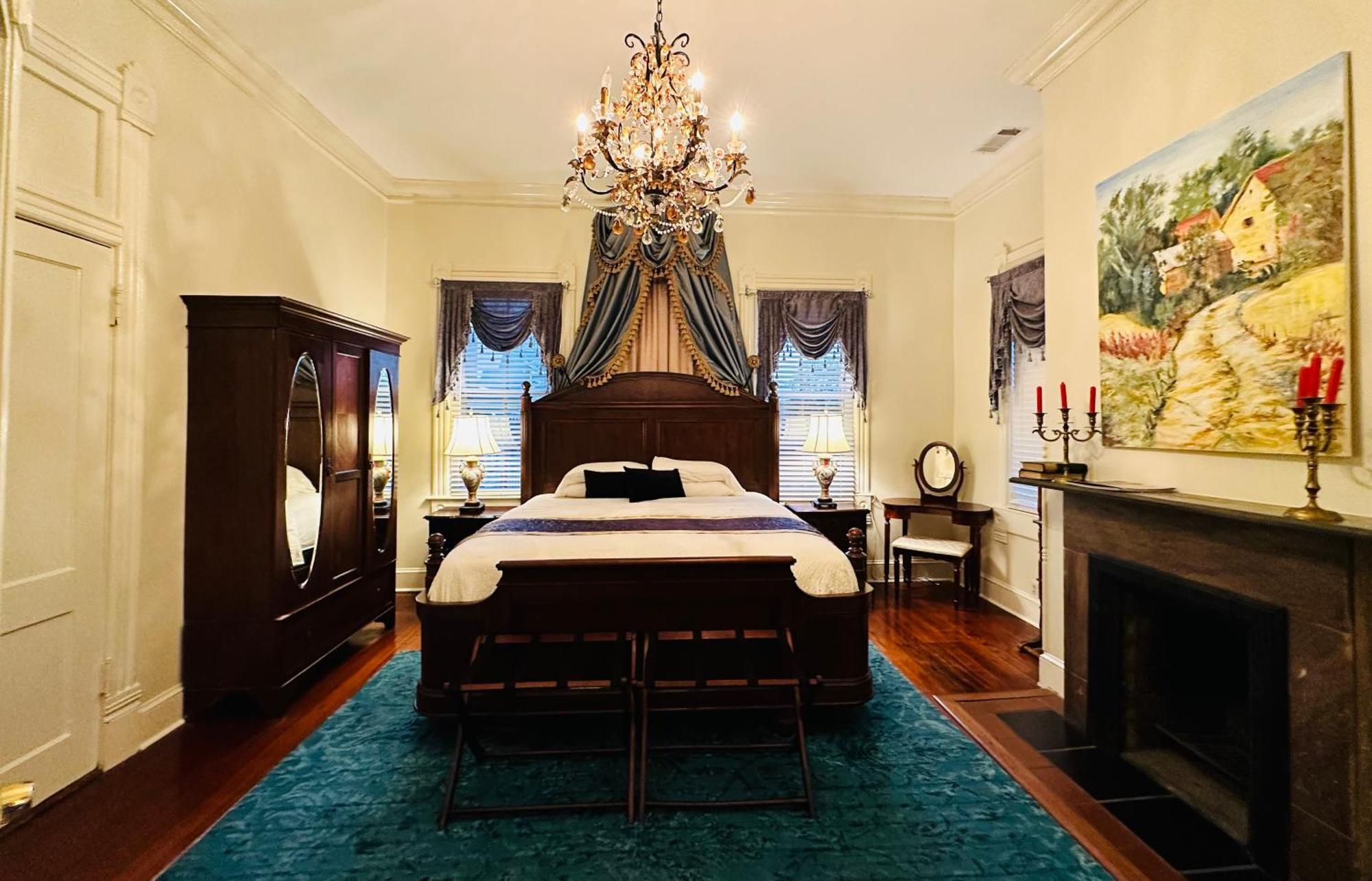 Bed and Breakfast Amethyst Garden Savannah Esterno foto