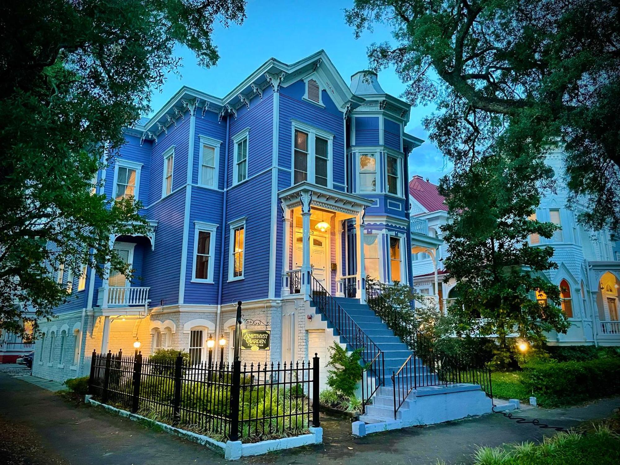 Bed and Breakfast Amethyst Garden Savannah Esterno foto