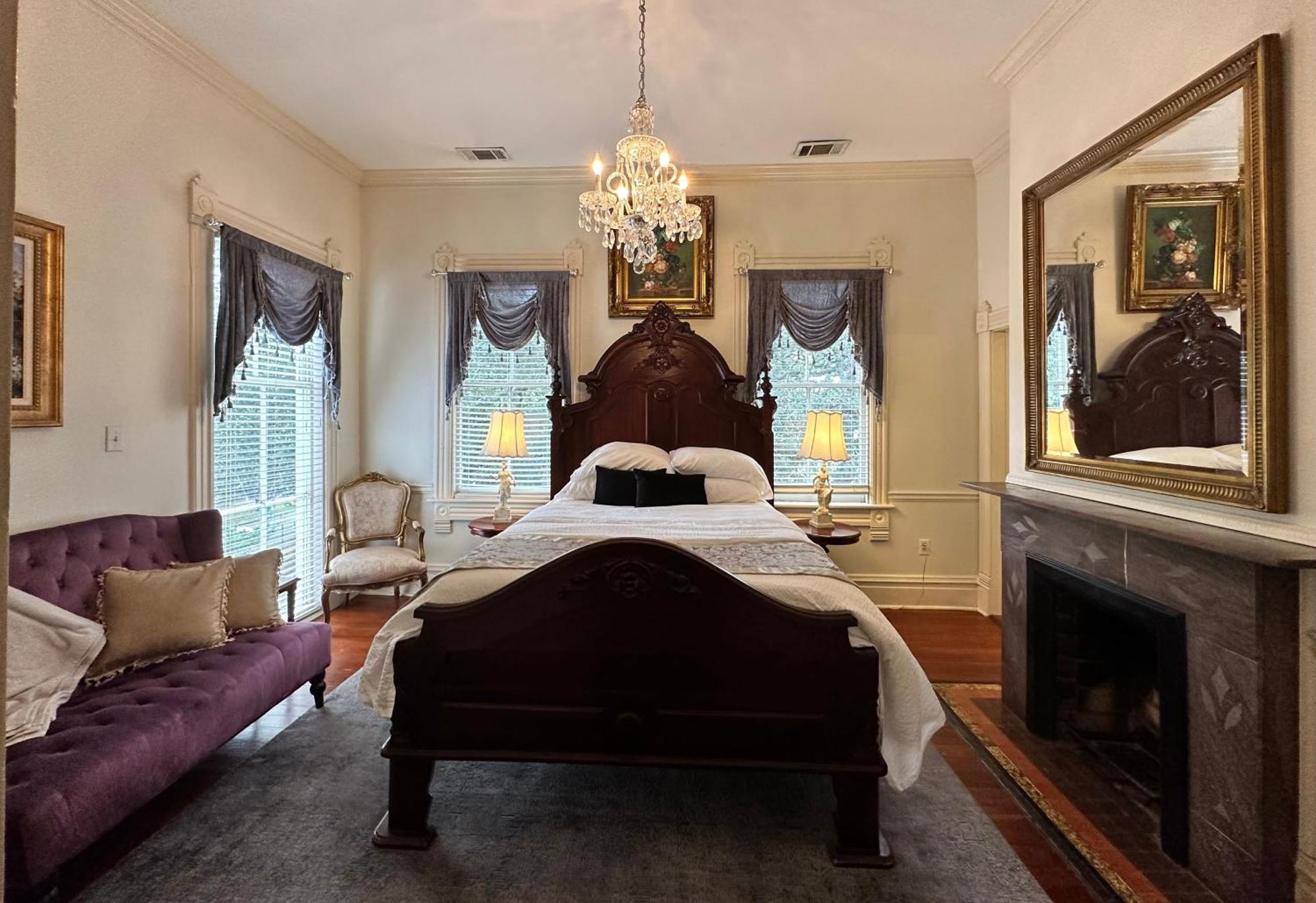 Bed and Breakfast Amethyst Garden Savannah Esterno foto