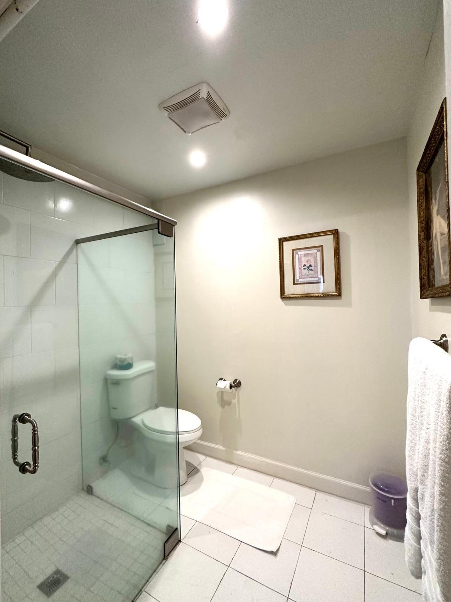 Bed and Breakfast Amethyst Garden Savannah Esterno foto