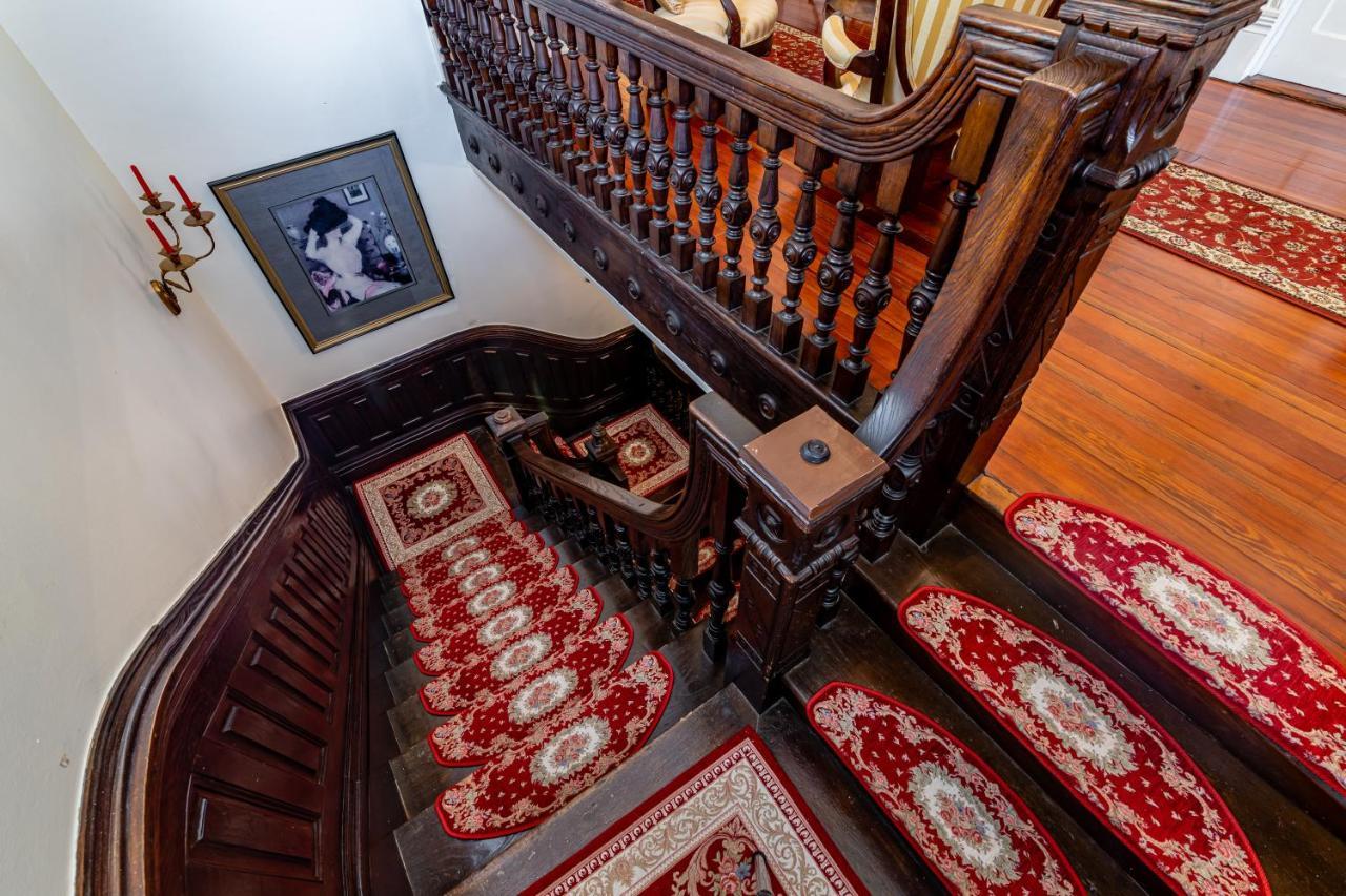 Bed and Breakfast Amethyst Garden Savannah Esterno foto